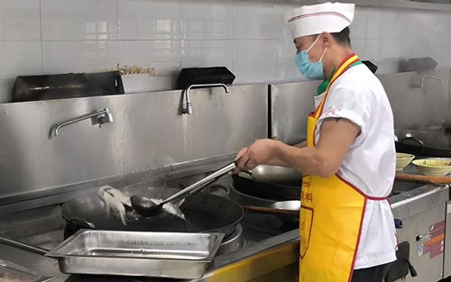 臨安分公司餐飲服務崗位技能考核圓滿完成